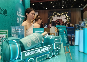 欢迎来到Vogue World，首尔艺术周之旅